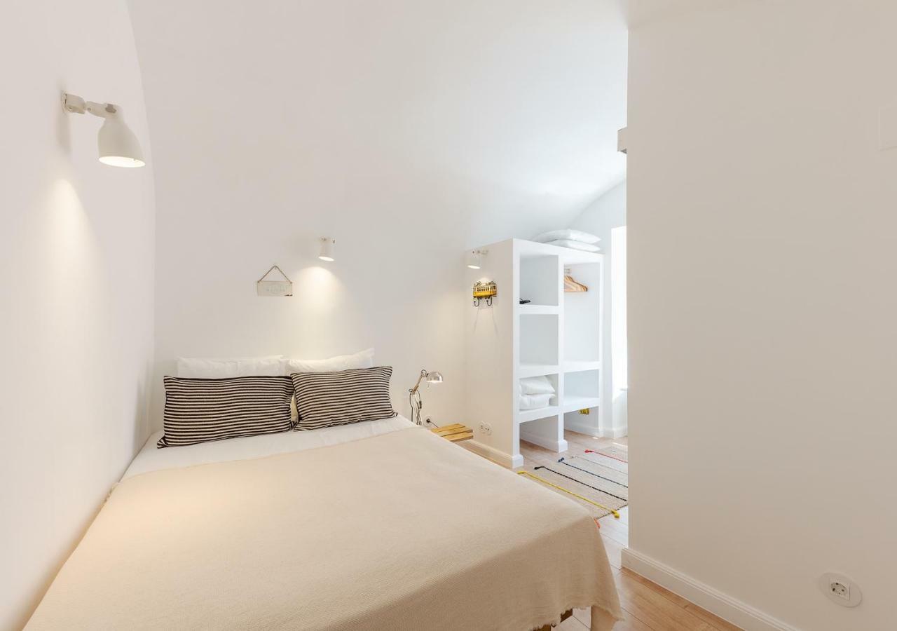 Studio Hideaway With Easy Access To Lisbon Center Exterior photo